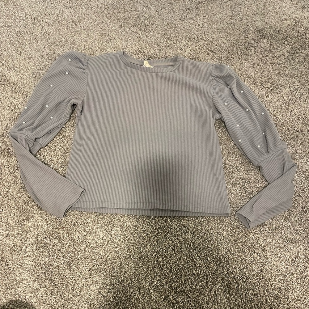 Gray Ribbed Long Sleeve Top with Pearl Accents